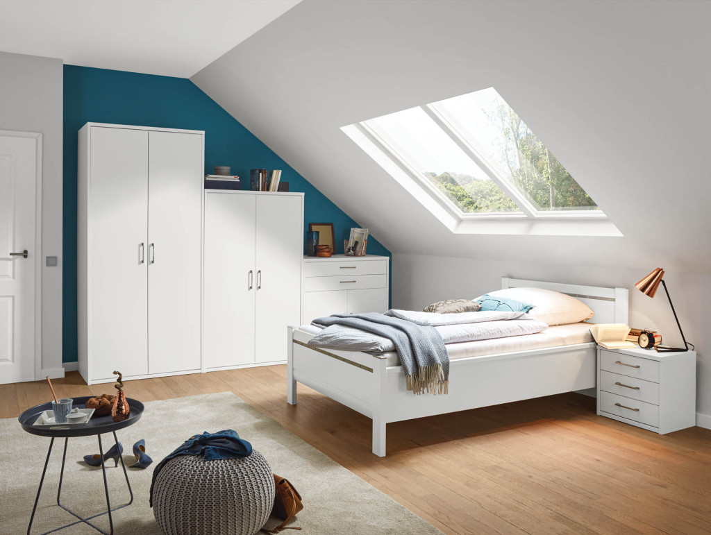 Schwebetürenschrank